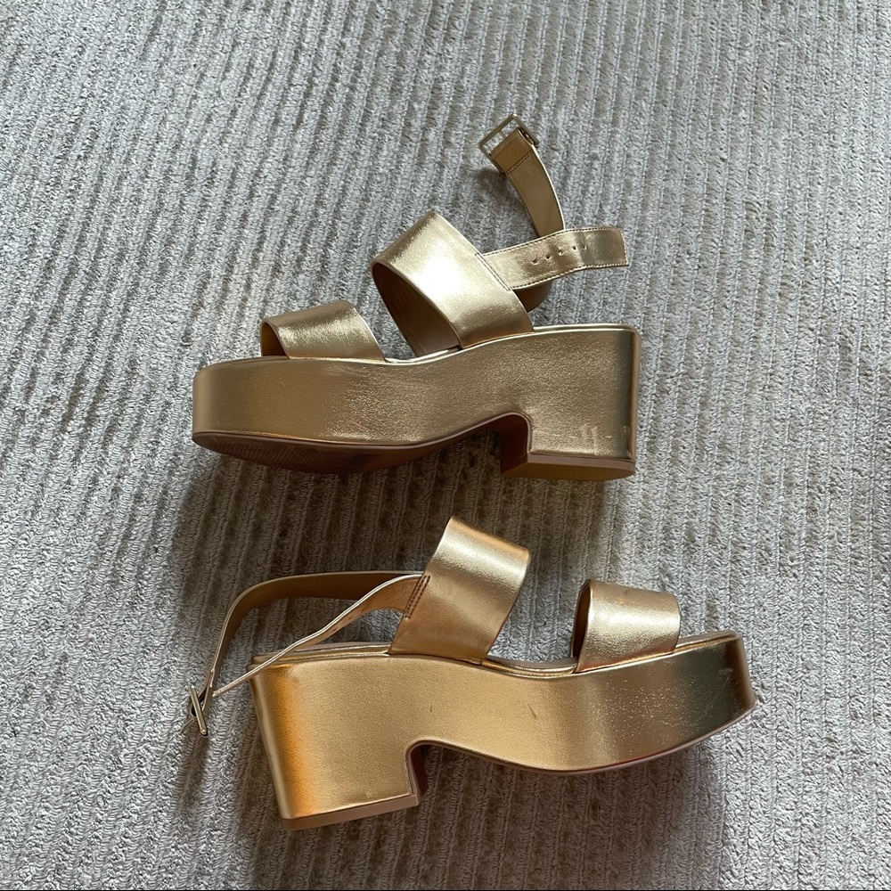 Hm gold platforms
